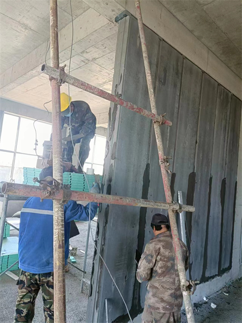 輕質隔墻板施工現場